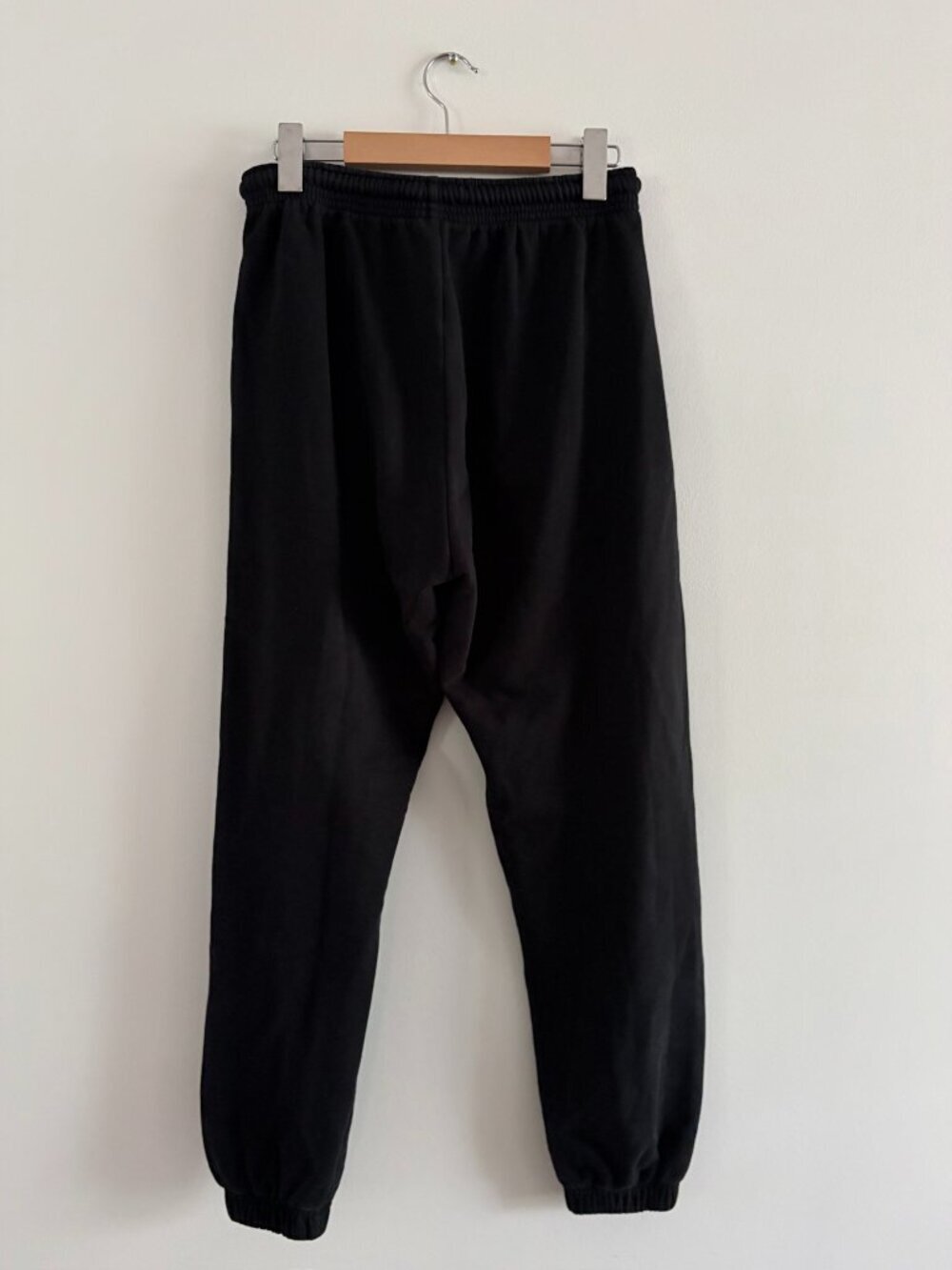 White Fox Lounge SET Crewneck Sweater Jogger Sweatpants Black Size Small/Medium - Picture 13 of 14
